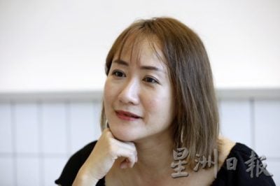 【食阁吊花场：歌手篇】我在吊花场唱歌的日子……收入全靠打赏，有吊花就有钱