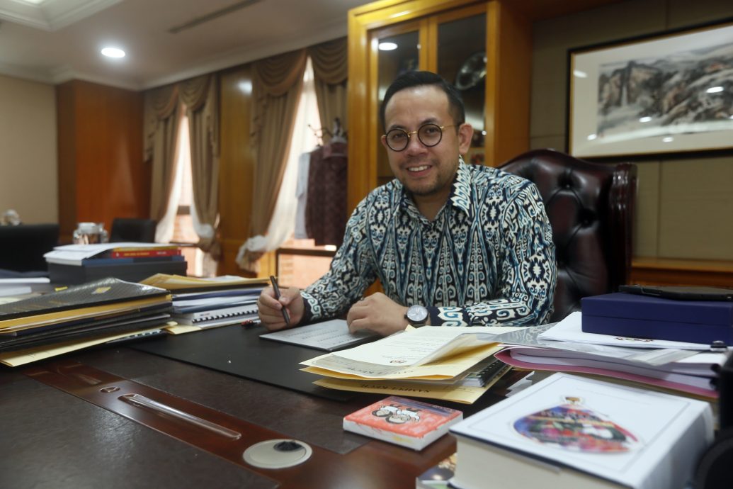 专访沈志强∕人力资源发展基金扩大购培训器材用途