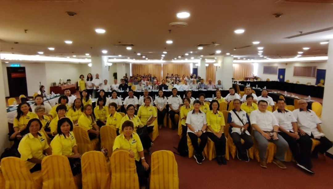 东4:马华登州联委会新届领导层办“322对谈”,与州内华团组织达成初步共识,筹组涉及州内所有华团及华社组织的行动委员会