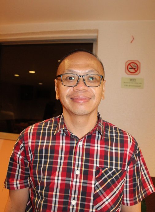 东:劳勿三所华小校长大调动