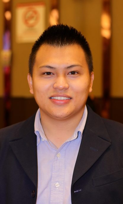 东:政府推华裔当公仆,年轻华裔缺乏资讯。