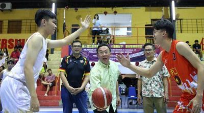 东:第二届拿督黄福山杯篮球锦标赛