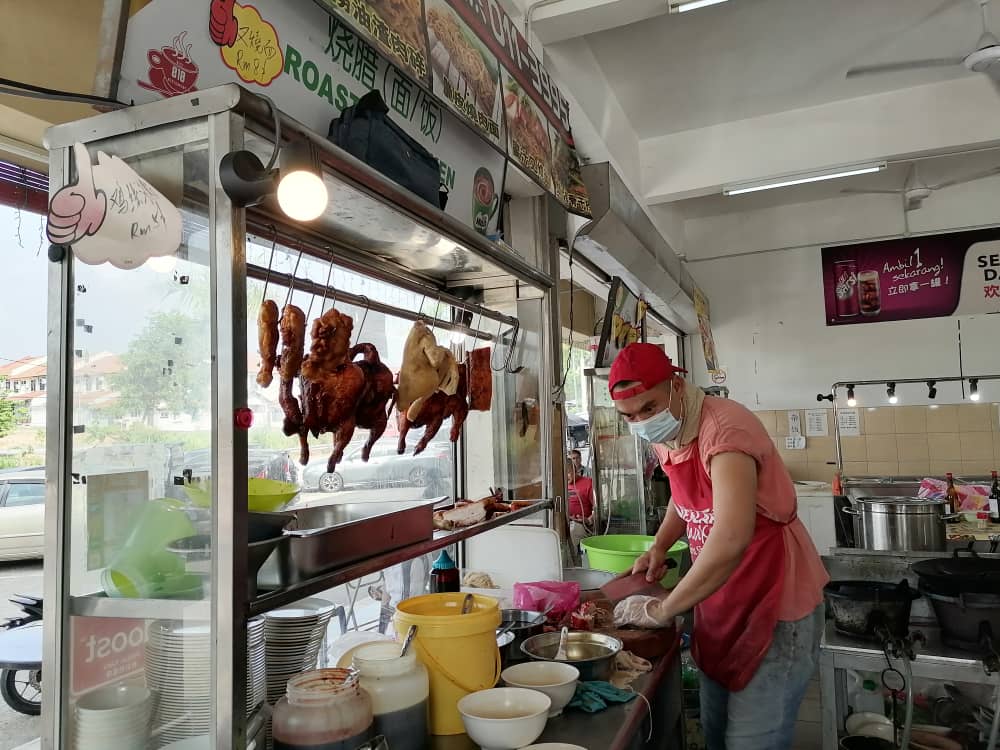 东：肉价贵仅少量订购，关丹清明节烧腊订单慢热。  