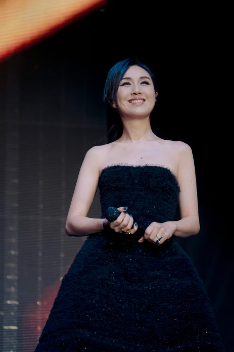 中年好声音2|任决赛评审挨批 杨千嬅被嫌不够格