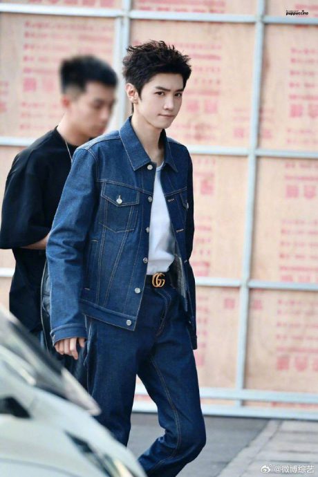 二度呛代拍让开挨骂大头症 陈哲远被撞视频流出大翻盘