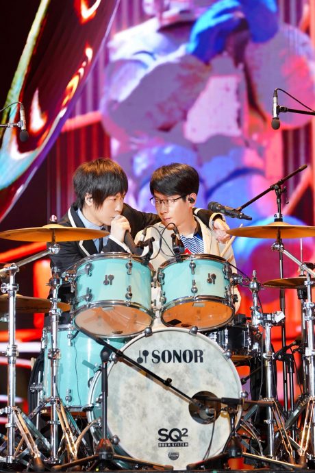 五月天狂开18禁黄腔 阿信蹲地崩溃喊这5字