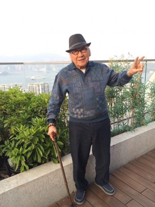 亲回网民生日祝福 100岁俞明晋升人瑞