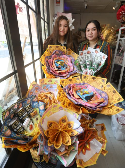 供上网//大都会封面/冥纸花束 成清明祭品的“新宠”