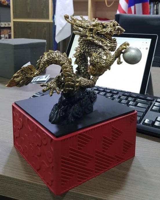 供改写//中联部部长刘建超抵马  张庆信郑立慷魏家祥接待 9.49pm