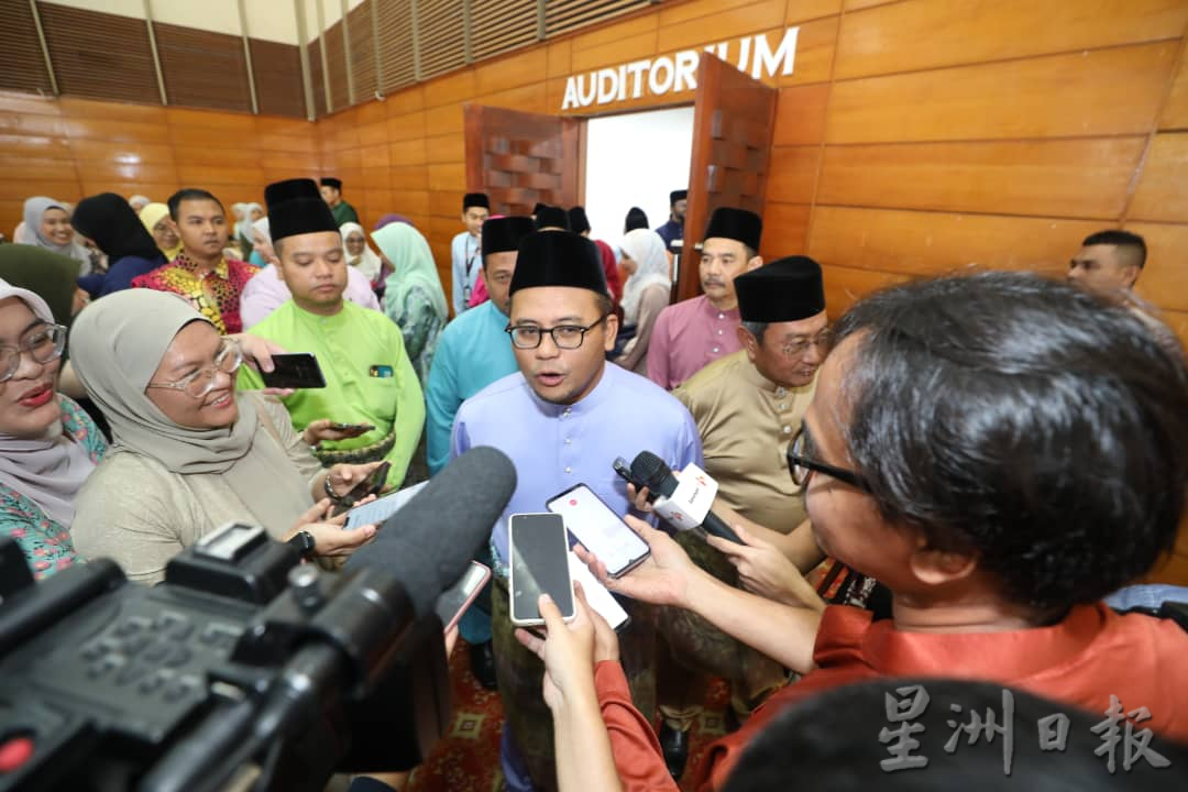 州下令查KK便利店，确保不再有“真主”字眼袜子