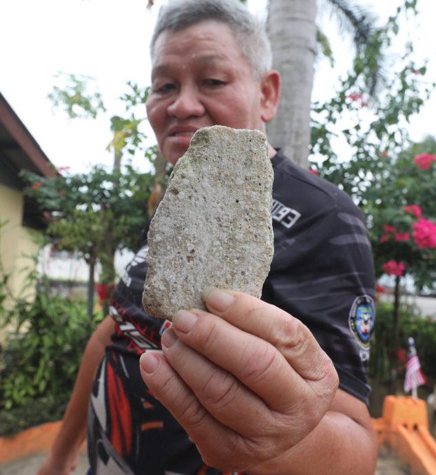 全国:★暖势力(可押,尽快刊):不让光阴虚度,老人以回收资源打造“万里长城”