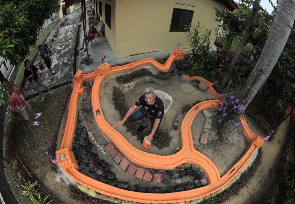 全国:★暖势力(可押,尽快刊):不让光阴虚度,老人以回收资源打造“万里长城”