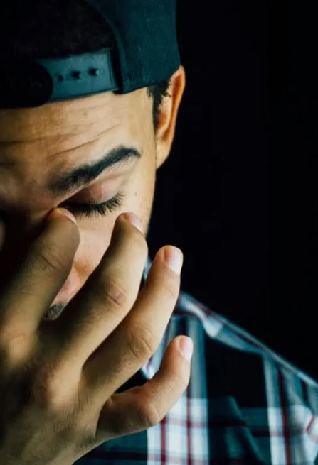 全家是医生 男子被排挤 “我妈不提我的工作”