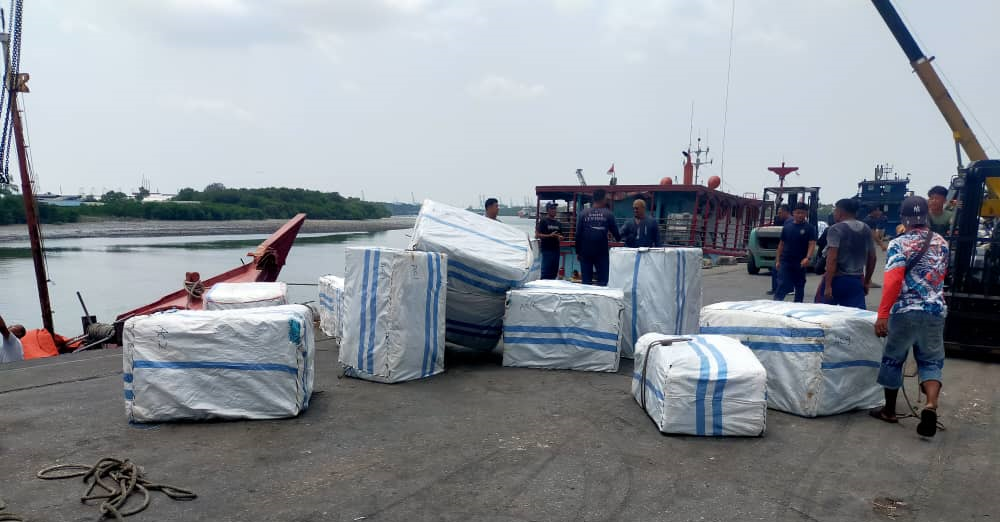 关税局充公163.4万令吉进口走私货