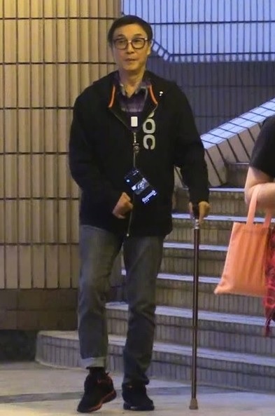 刘松仁惊现暴瘦 疑口齿不清网忧心