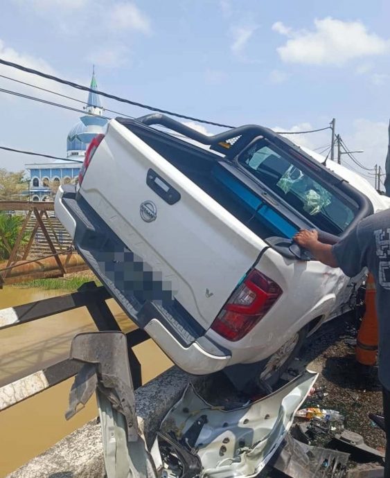 前阿斯达卡州议员张宇晨车祸 脚断手部受伤