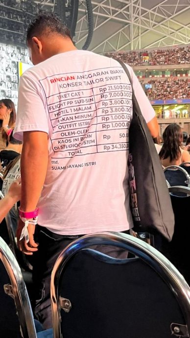 印尼老公将“宠妻”消费印T恤 飞狮城看泰莱花逾万令吉!