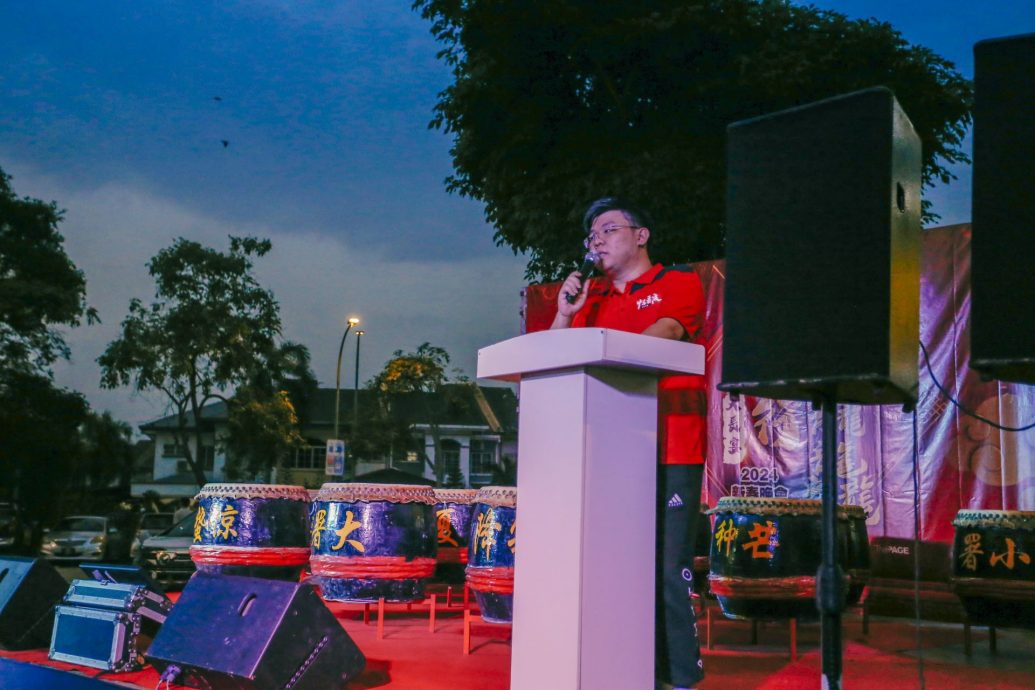 可以做早报后面头//大都会／“龙行龘龘”400桌大长宴／6图