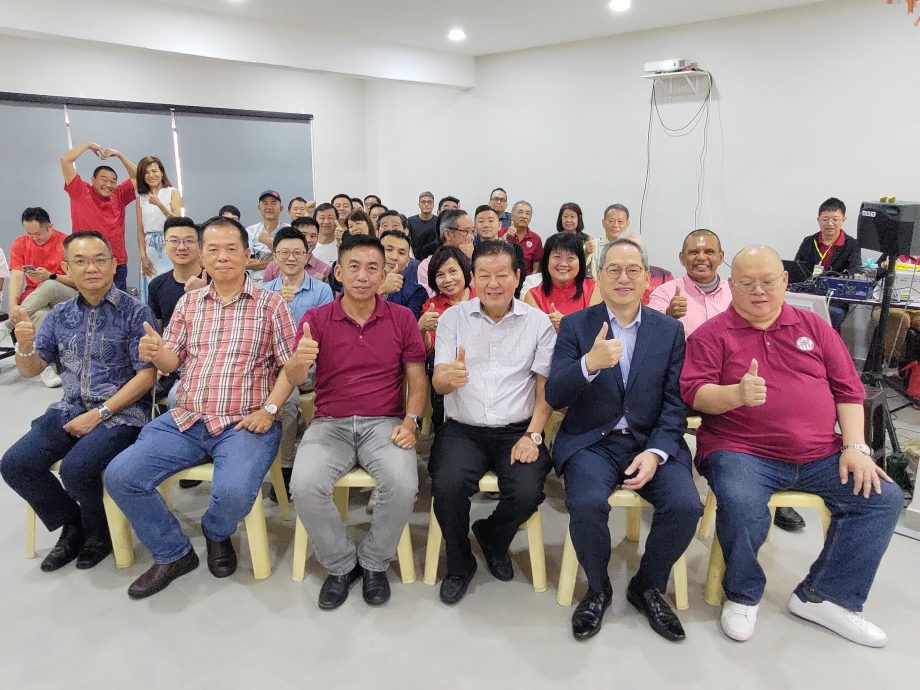  台大校友会新会所办新春团拜，百余校友聚首话当年