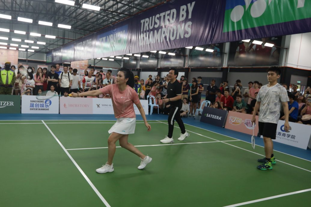 吴柳莹 张俊虹 赖淞凤 玛花 当爱心大使为公益献唱