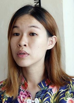 天气炎热,点冷饮食客增