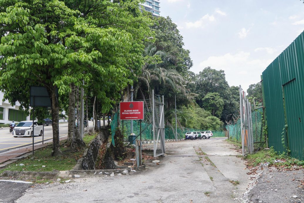 大都会封底:副文//武吉班底路拟建70层楼大厦/