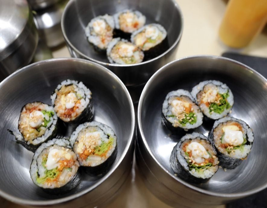 大都会封面/适耕庄育群华小食堂
