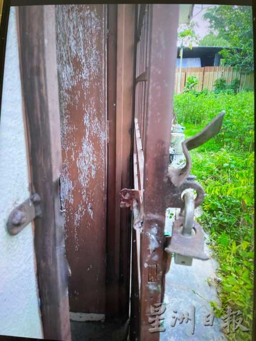 大都会封面：双文丹治安亮红灯