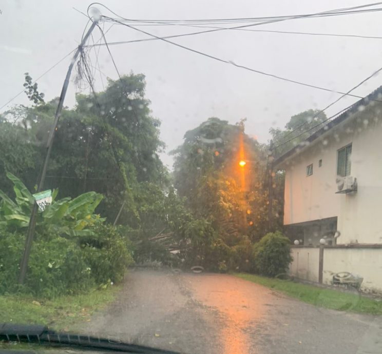 大都会/新一波大涨潮来袭，巴生北区昨晚就水灾！
