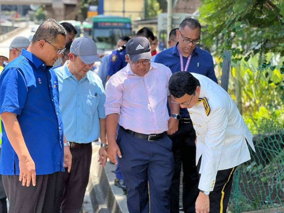 大都会/李健聪呼吁解密特许权合约