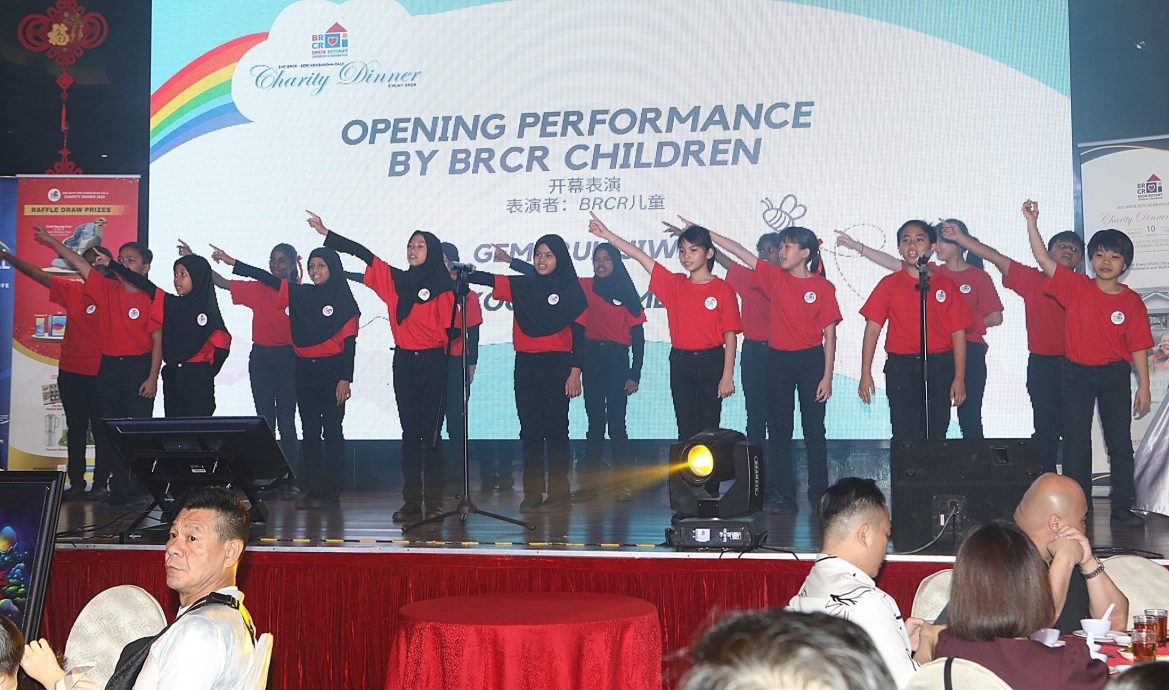 大都会/王诗棋出席BRDB扶轮社慈善晚宴