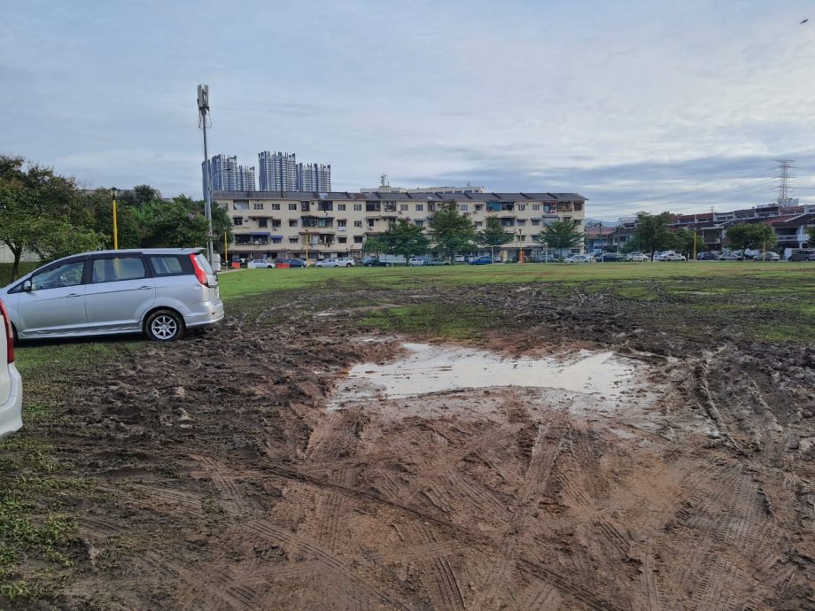 大都会/ME头/操场沦为非法停车场和练车场