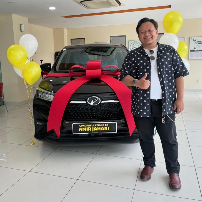 大马音乐人喜提Alza“终于拥有人生第一辆车”