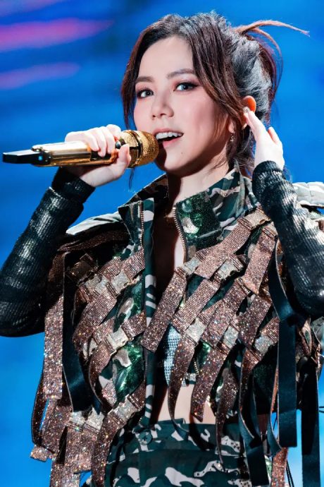 天后中国巡唱战“渴票”人数 邓紫棋大胜阿妹蔡依林