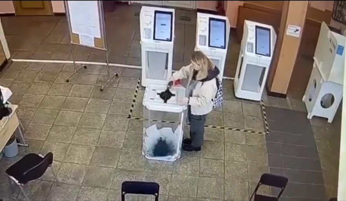 头)指基辅图破坏其连任 普汀誓言强力回应乌军对边界攻击