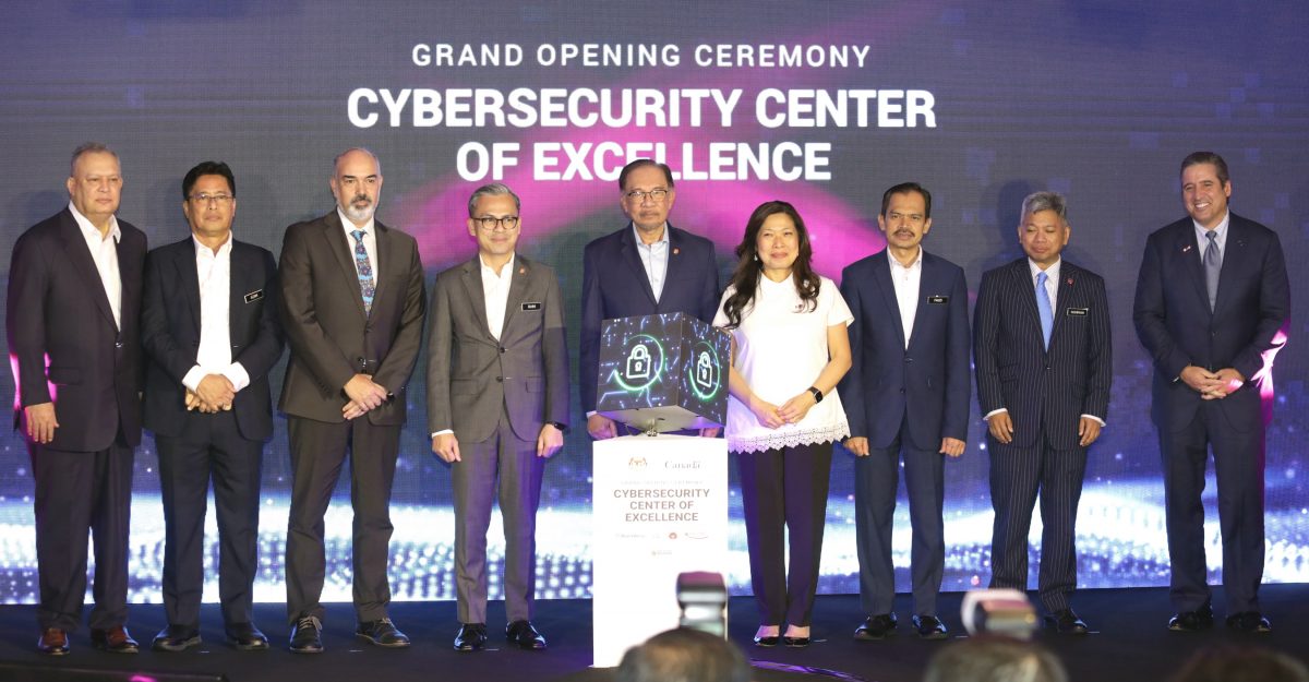 安华:2025年需2万5000网安专才仍缺逾万人 “黑莓设中心提高专才”