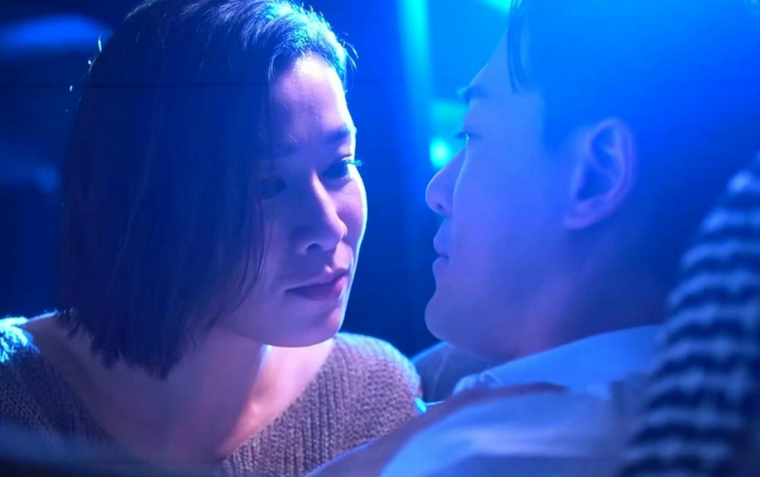 家族荣耀之继承者｜佘诗曼与林峰沙发激吻　罗子溢梁诺妍半裸肉搏