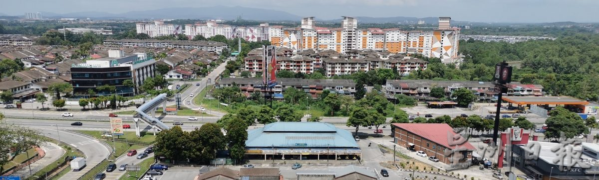 **已签发**柔:封面:【特稿】:电费“双涨”,民众社工授招谨慎用电