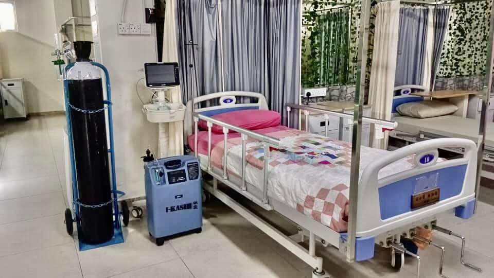 **已签发**柔:封面:【特稿】:电费“双涨”,民众社工授招谨慎用电