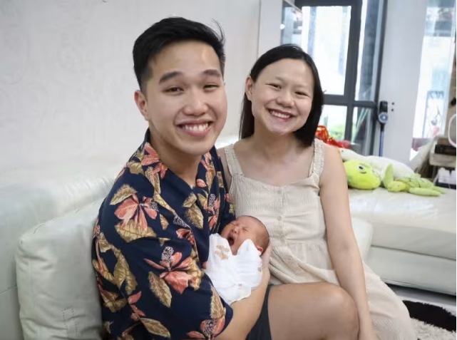 *已签发*柔:狮城二三事:泰莱演唱会| 为看泰莱忍受子宫收缩阵痛 狮城1孕妇13小时后顺利产女