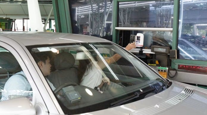 *已签发*柔:狮城二三事:马新陆路关卡3月28日通关人数 马新陆路关卡3月28日通关人数 达51万人次创狮城单日新高