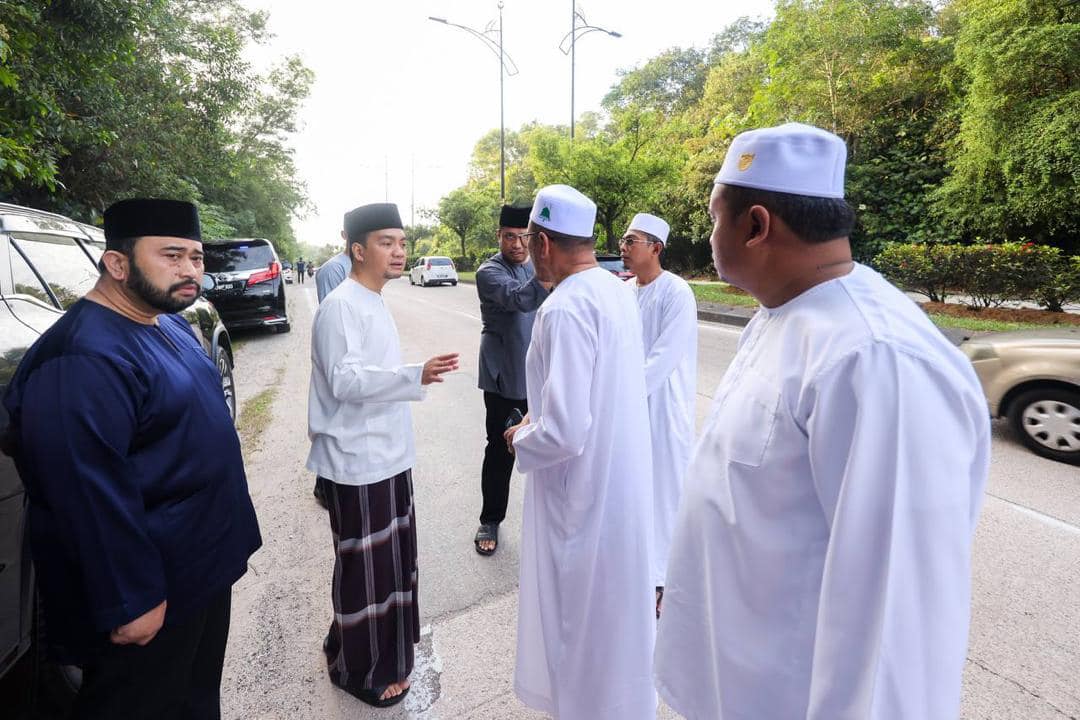 **已签发**柔:第三版头条:埔来花园至工大路洞处处,大臣亲自了解路况