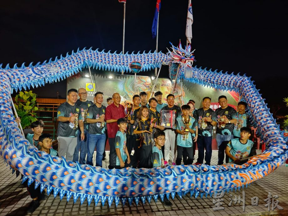 **已签发**柔：第六届“群龙齐飞挑战赛”新山耶耶亚哇洪仙大帝庙舞龙队夺全场总冠军