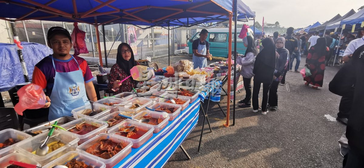 **已签发**（版三头条）柔：林添顺：斋戒月市集开展首星期，卫生局已接获3项食物卫生投诉