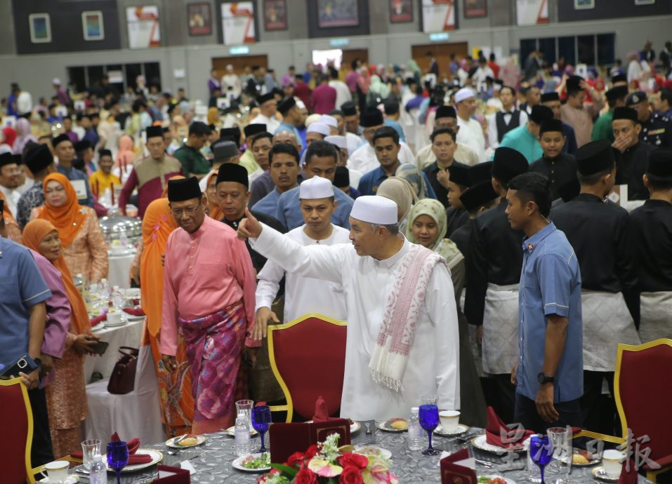 开斋节特别援助金 阿末扎希：垦殖民300令吉 