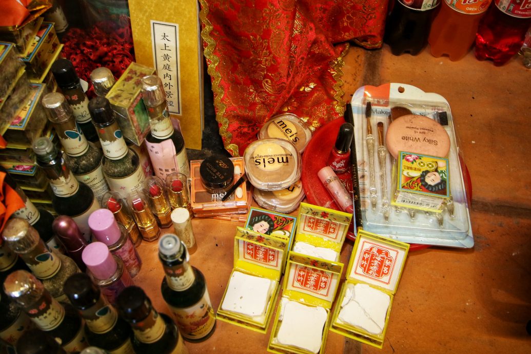 想脱单?别错过! 21日拜花姑求良缘