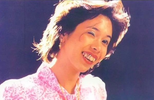 愿跟周星驰再合作 莫文蔚不还原“火鸡姐”