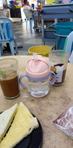 抗议茶室老板辱骂顾客 蒲种人发起自带水壶运动！