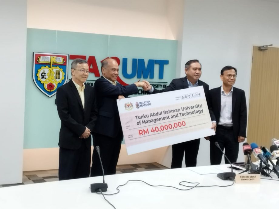 拨4千万予拉曼理工大学 陆兆福:只要拉曼申请 必处理  