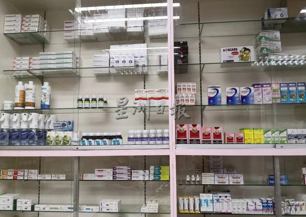 新国人涌入新山买药影响药物供应？ 卫长:严重问题 会追查